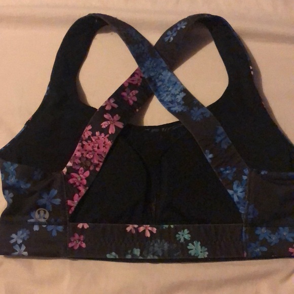Lululemon Sports Bra - Picture 3 of 5